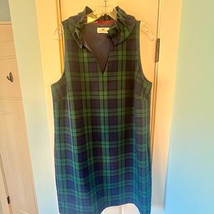 Vineyard Vines black watch plaid calf length shift dress with ruffle collar